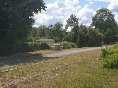 Table de pique-nique piste cyclable Couloisy 3